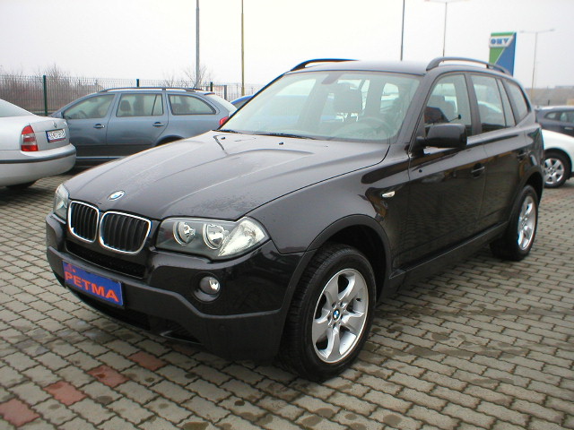 detail automobilu PETMA